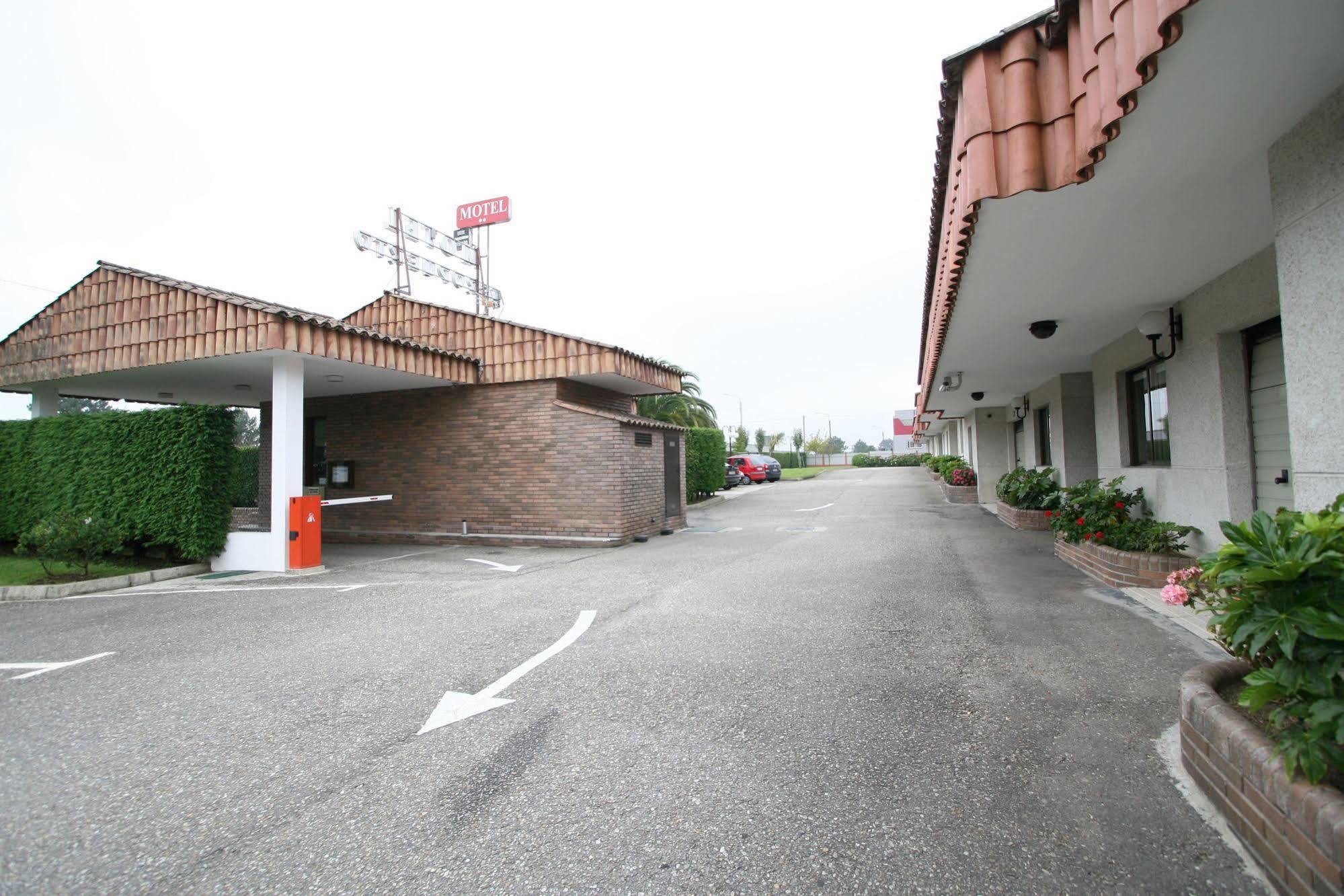فيجو Motel Aeropuerto المظهر الخارجي الصورة